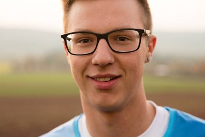 Dominik Hübsch, Azubi bei den Stadtwerken Bayreuth, ist Weltmeister im Nordic Walking.