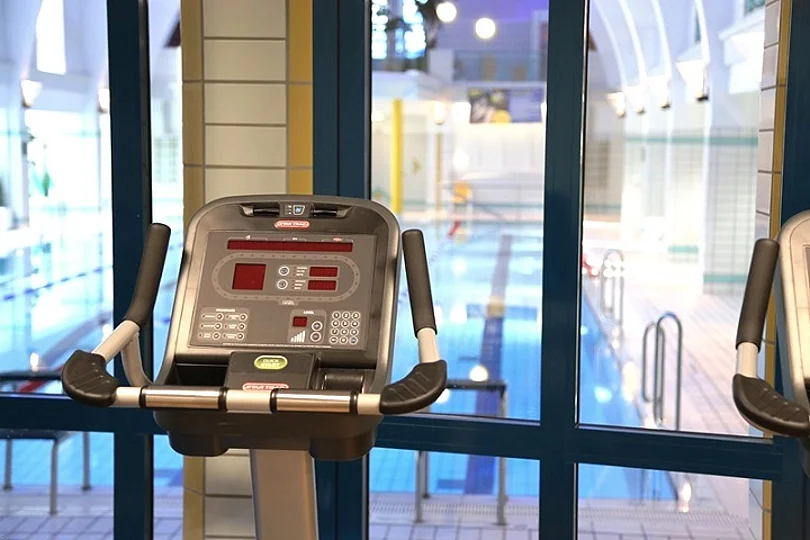 Indoor-Triathlon im Stadtbad