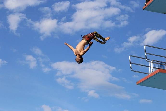 X-Diving-Showteam beim Kreuzer-Summer-Jump