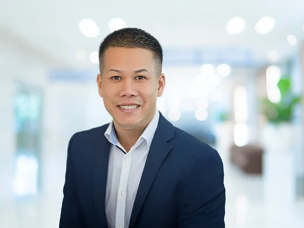 Minh Nguyen - Team Geschäftskundenbetreuung